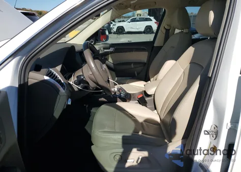 2017 Audi Q5 Premium Plus z USA, uszkodzony, nr VIN WA1L2AFP2HA019375